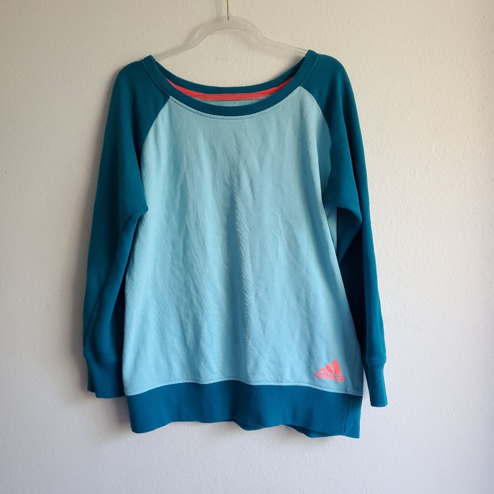 adidas crew neck sweater size L